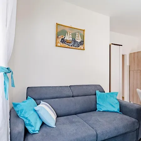 Penzo - One Bedroom With Terrace شقة *