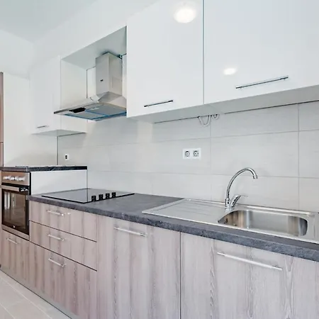 شقة Penzo - One Bedroom With Terrace *