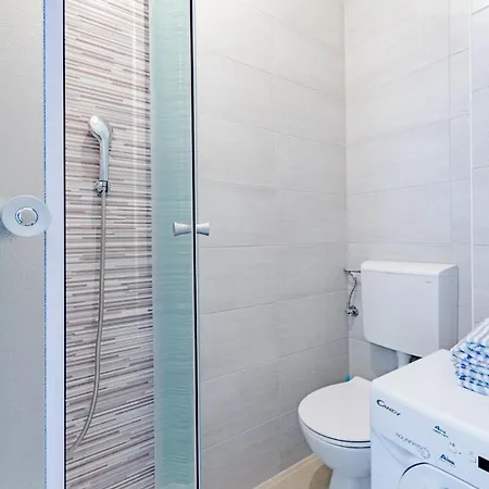 شقة Penzo - One Bedroom With Terrace سبليت